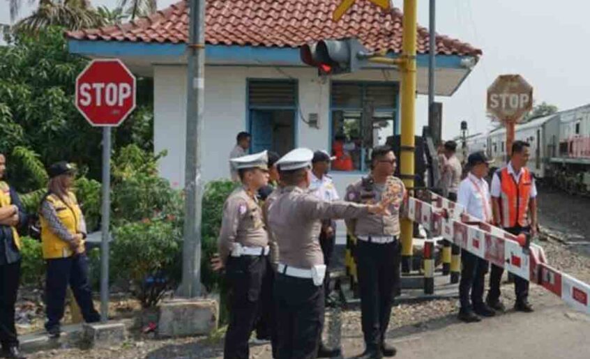 Patroli Jalur dan Sosialisasi KAI DAOP 4 Untuk Keamanan